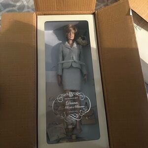 Franklin Mint Diana Doll in Elegant Cream Ensemble